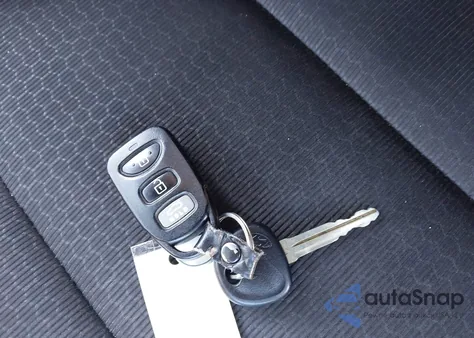 2018 Hyundai Elantra Se из США, поврежденный, VIN 5NPD74LF6JH371169